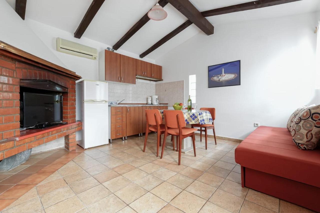 Stella Apartments Винкуран Екстериор снимка