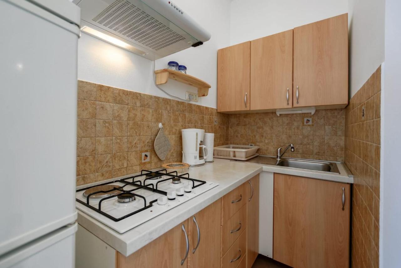 Stella Apartments Винкуран Екстериор снимка